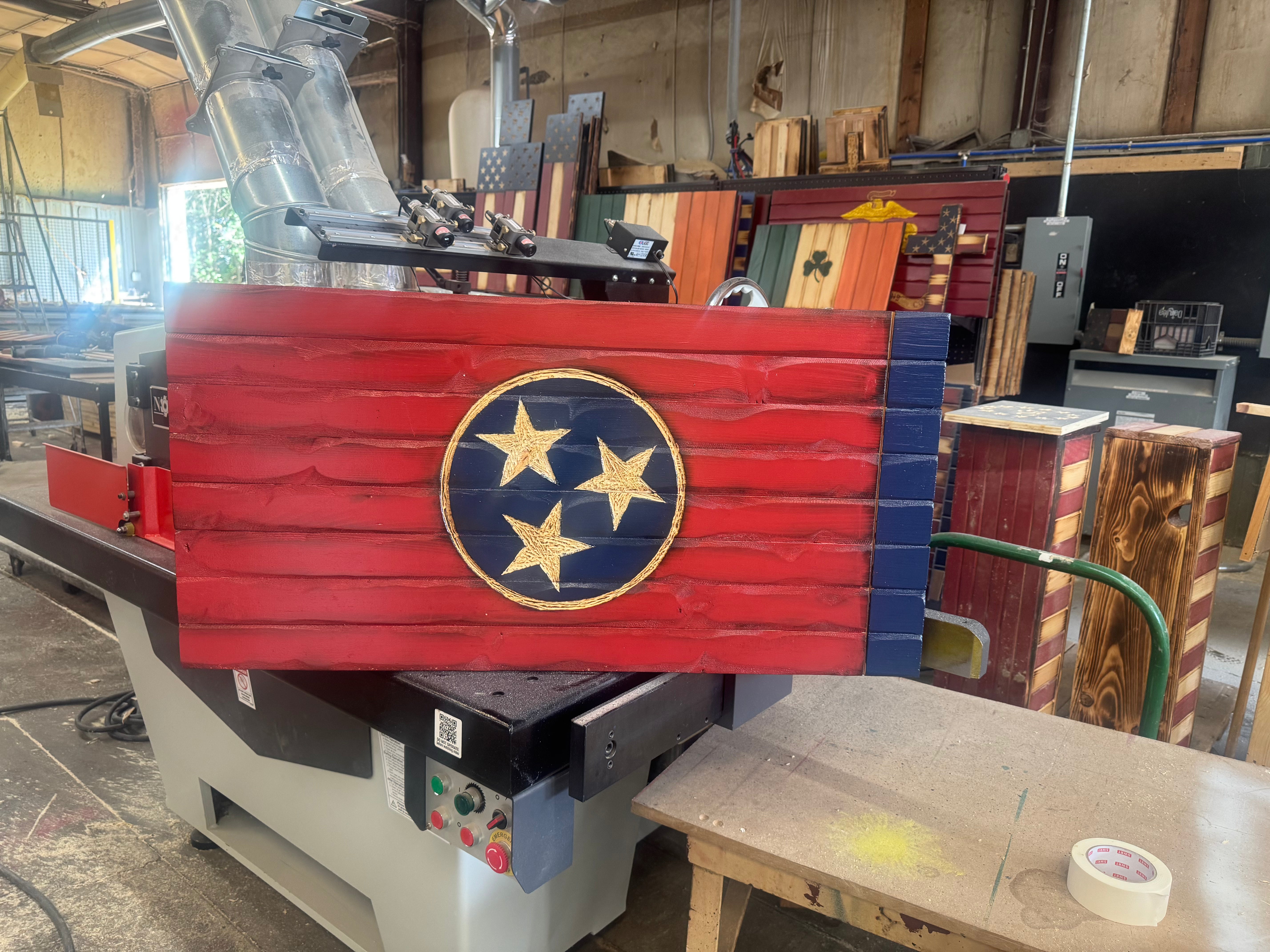 Medium 38x19 Rustic Tennessee // Imperfections and or Damage See image for details / read description EXPEDITE 7887