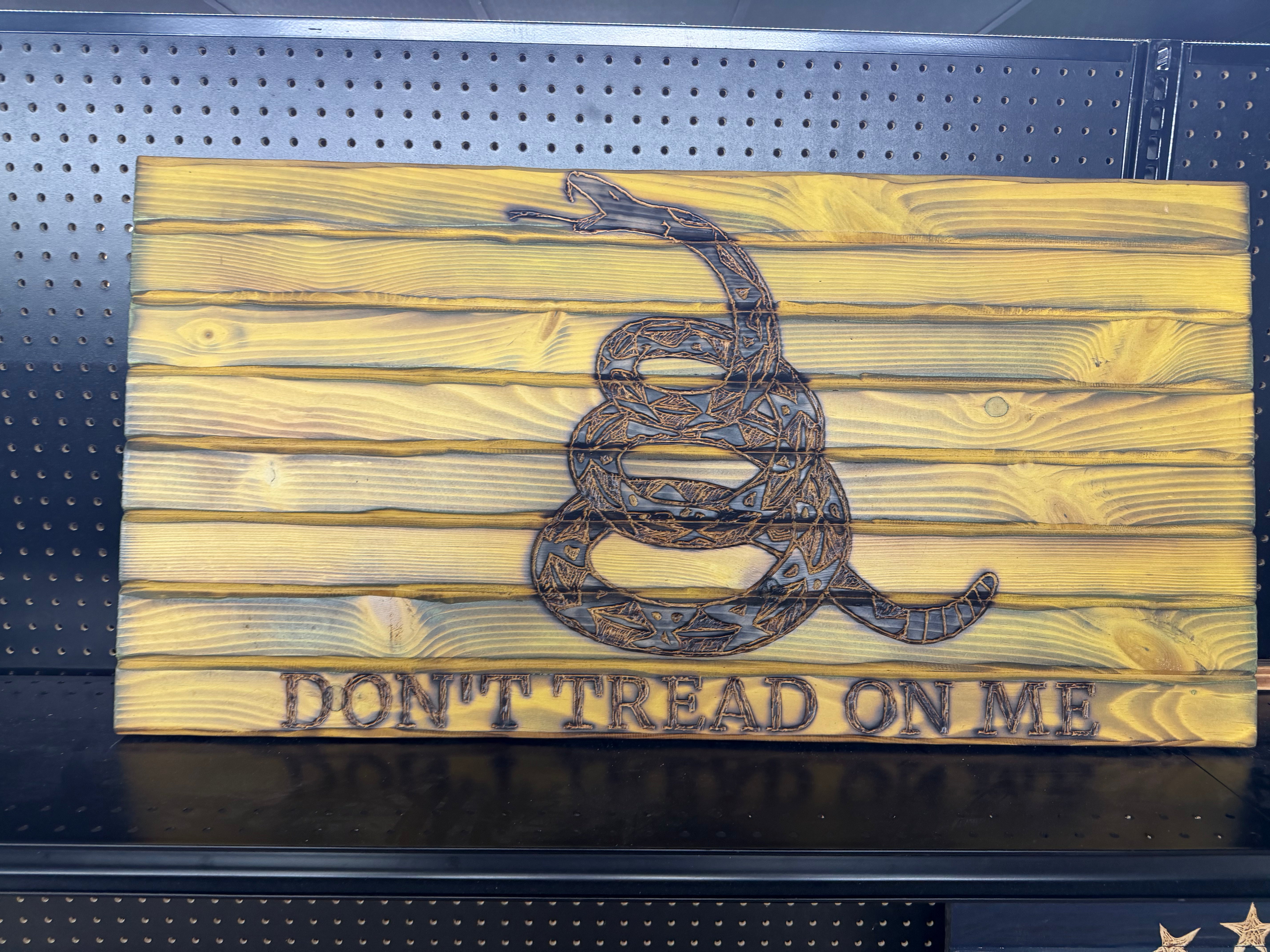 Medium 38x19 Dont Tread On Me //  Imperfections and or Damage See image for details / read description EXPEDITE 567
