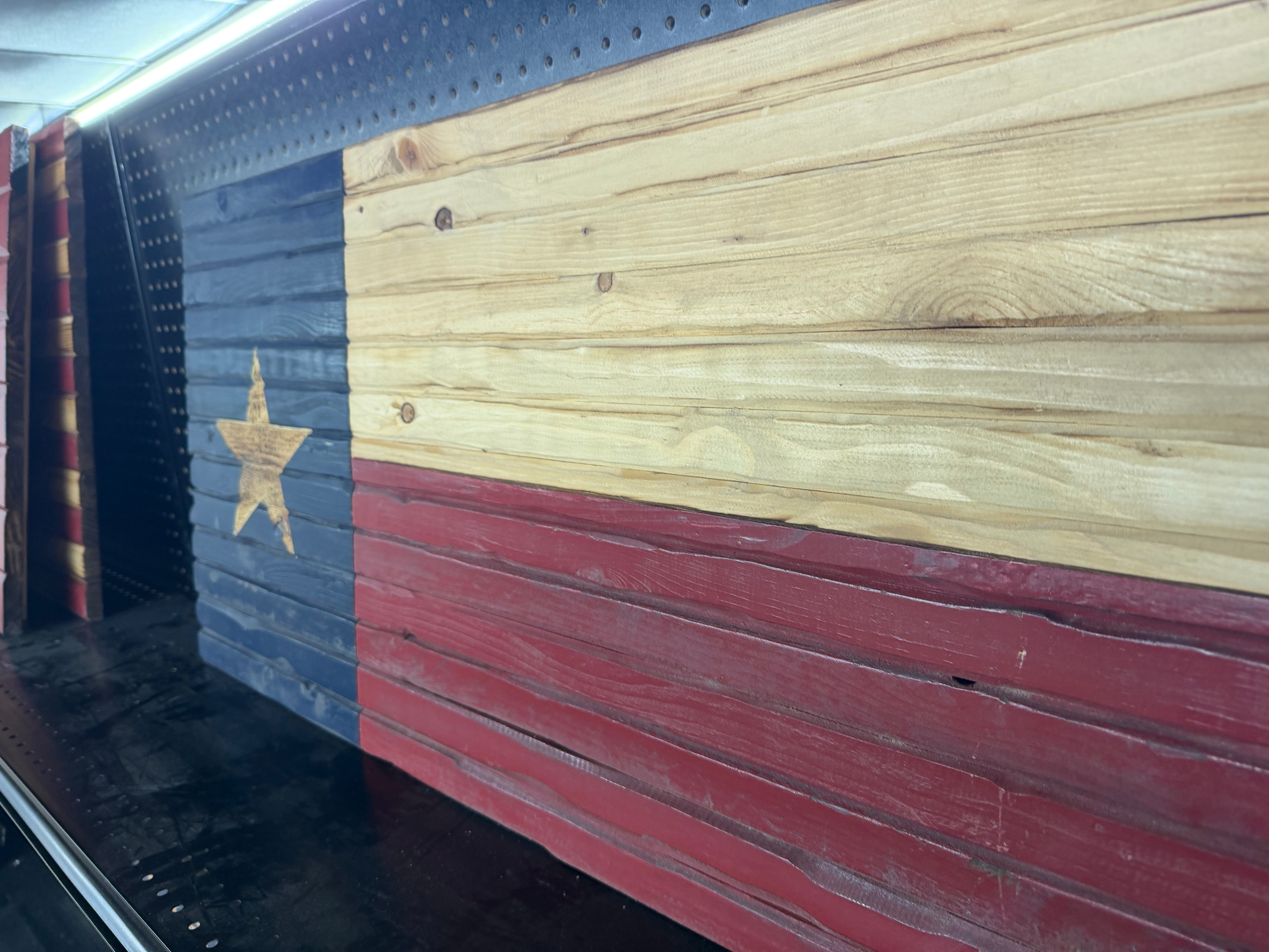 Medium 38x19 Texas //  Imperfections and or Damage See image for details / read description EXPEDITE 542