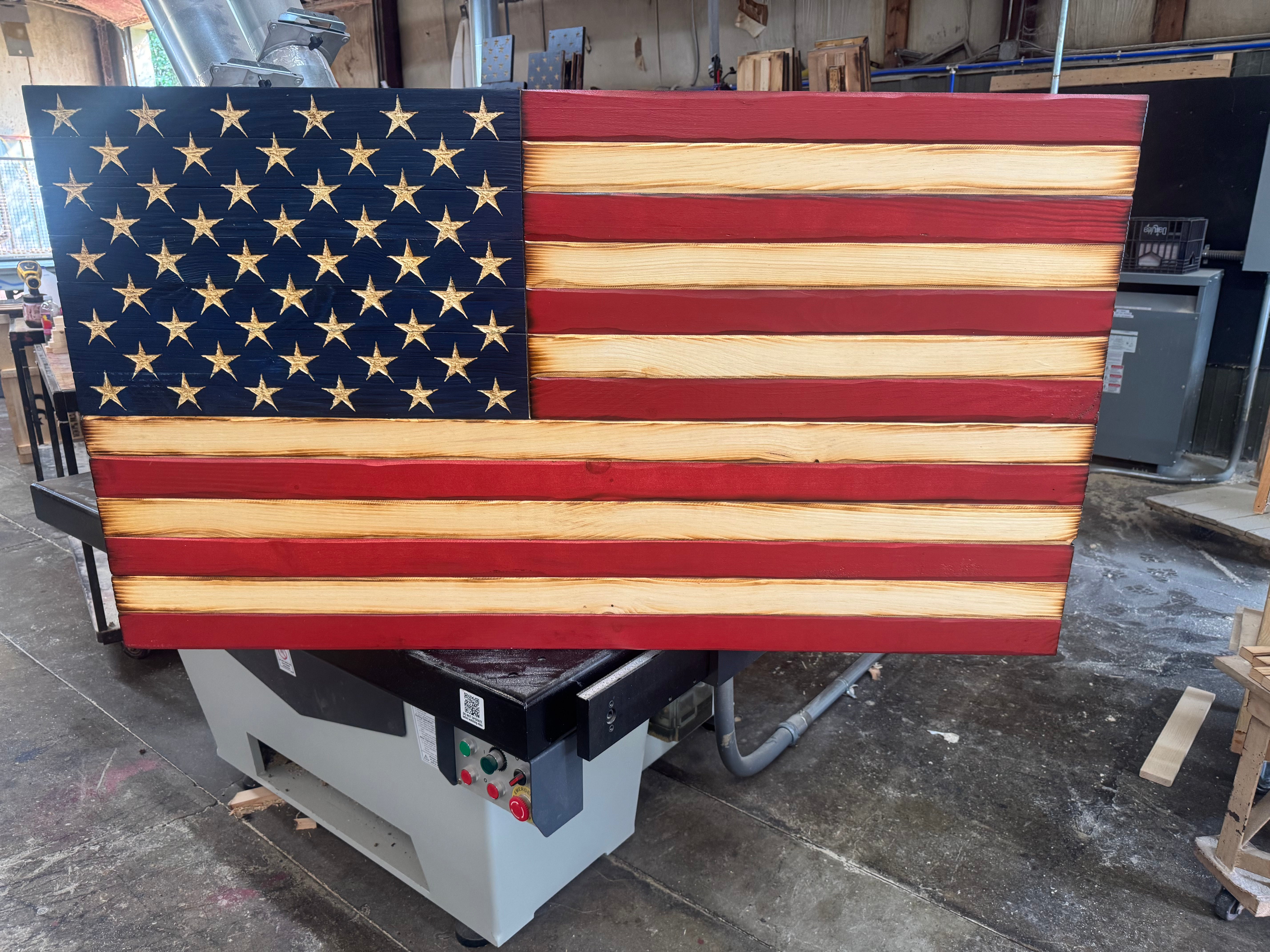 Colossal 56x32 Old Glory   //  Read description EXPEDITE 7871